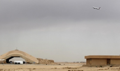 العراق.. مقتل متعاقد أميركي وجرح عسكريين في قصف على قاعدة بكركوك