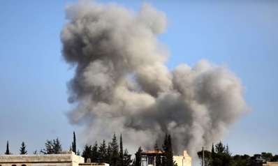 عشرات القتلى في هجوم مسلح على مواقع للنظام بإدلب