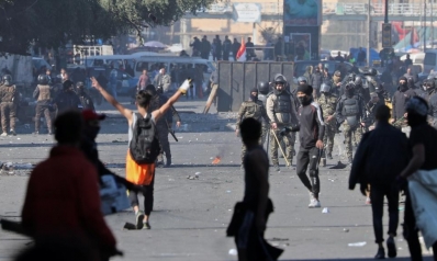بعد انسحاب أنصار الصدر وتطويق الساحات.. المتظاهرون مصرون على الاعتصام