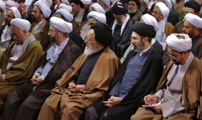 فيروس كورونا في إيران: عوامل متعلقة برجال الدين