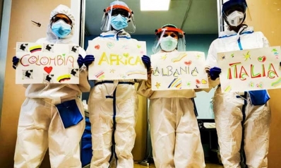 كورونا: الولايات المتحدة قد تشهد 200 ألف وفاة… والعلاقات بين دول الاتحاد الأوروبي تتصدّع كورونا: الولايات المتحدة قد تشهد 200 ألف وفاة… والعلاقات بين دول الاتحاد الأوروبي تتصدّع