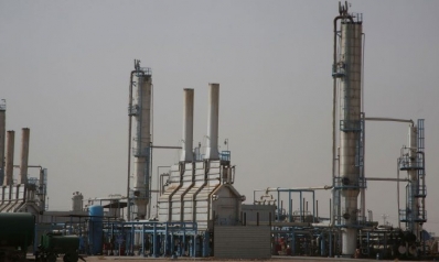 العراق يتوصل إلى اتفاق مع شركات نفط كبرى على خفض الإنتاج