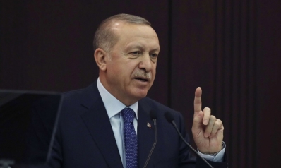 أردوغان يستغل الوباء لتجريد نواب المعارضة من الحصانة