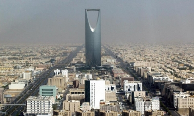 السعودية.. إجراءات غير مسبوقة لتخفيف ضربة أسعار النفط ووباء كورونا