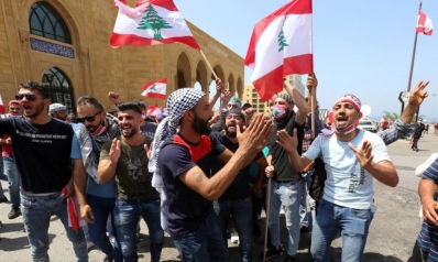 محاصصات السلطة ومشاحنات المعارضة تسرّعان في انهيار لبنان