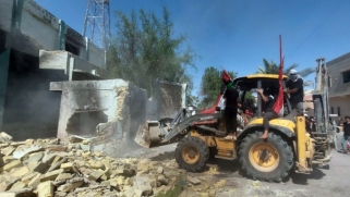 هدم وحرق مقار للميليشيات جنوب العراق ردا على اغتيال نشطاء