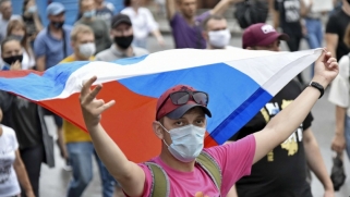 تظاهرات حاشدة في الشرق الروسي تحرج الكرملين