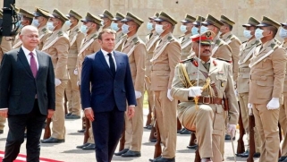 ماكرون من بغداد: تنظيم «الدولة» والتدخلات الخارجية يهددان العراق