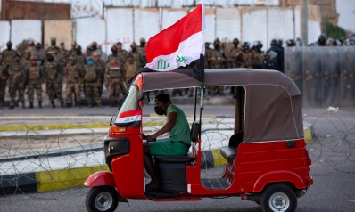العراقيون بين التظاهر والغفلة