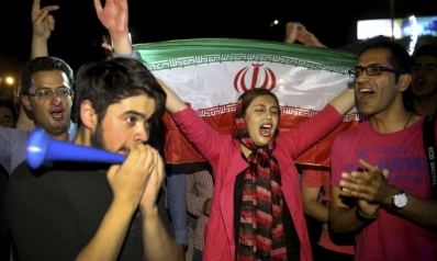 إيران المتأزمة عشية الذكرى الأولى لاحتجاجات نوفمبر