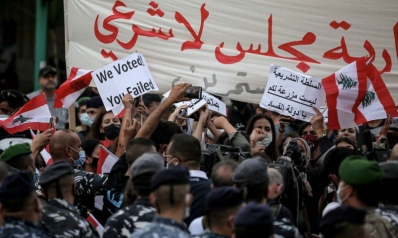 تعديل قانون الانتخابات لا ينهي الانقسام الطائفي في لبنان