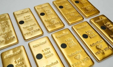 الذهب يتجه لثالث مكسب أسبوعي مع توقع المتعاملين دعما ماليا أمريكيا