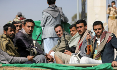 اشتداد المعارك بين الحوثيين والجيش اليمني في محافظة مأرب وأنباء عن سقوط عشرات القتلى