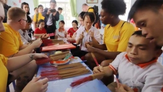 نافذة للأمل من فيتنام إلى العراق