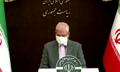 ماكرون يطالب روحاني بمبادرات واضحة لإحياء الاتفاق النووي وتلويح بقرار ضد طهران لدى “الطاقة الذرية”