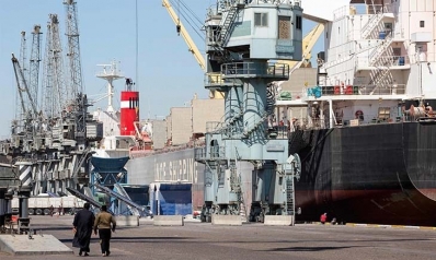 “أسوأ من شريعة الغاب”… ميليشيات تسيطر على معابر العراق وتحرم الدولة أموالا طائلة