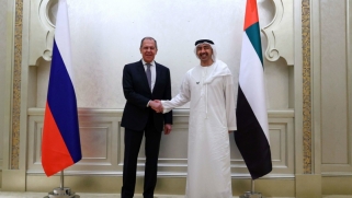 عبدالله بن زايد: “قانون قيصر” يعقّد الأوضاع في سوريا