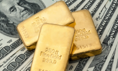 الذهب عند أعلى قمة في أكثر من شهر مع تراجع عوائد السندات