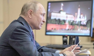 أمريكا وروسيا: من يروّض من؟