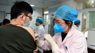 مشاكل اللقاحات.. أول اعتراف للصين بمحدودية فعالية لقاحها وإسرائيل تكشف ضعف لقاح فايزر أمام الفيروس الأفريقي المتحور