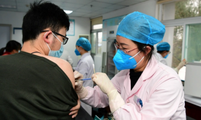 مشاكل اللقاحات.. أول اعتراف للصين بمحدودية فعالية لقاحها وإسرائيل تكشف ضعف لقاح فايزر أمام الفيروس الأفريقي المتحور