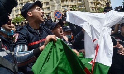 الجزائر تصعّد نبرتها في مواجهة موجة الغضب الاجتماعي