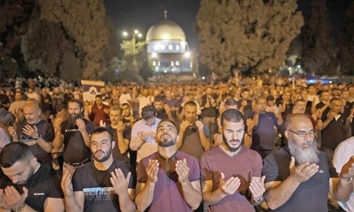 الشيخ جرّاح يعيد تذكير العالم بقضية فلسطين