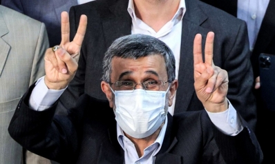 دور الضحية يناسب خطط أحمدي نجاد للانقلاب على النظام في إيران