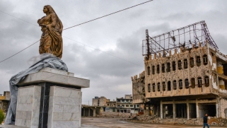 انهيار المنظومة الجمالية يعكس تراجع الذوق العام في المجتمع العراقي