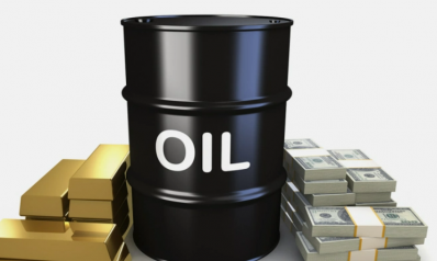 النفط يواصل الصعود رغم زيادة المخزونات الأميركية والذهب يتراجع