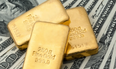 الذهب فوق 1800 دولار بفعل هبوط الدولار والطلب على الملاذ الآمن