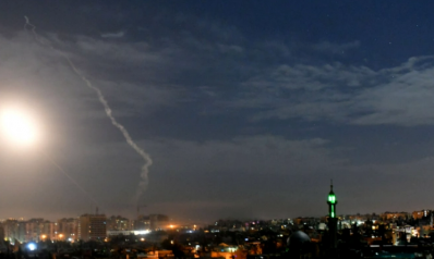 التلفزيون السوري: الدفاعات الجوية تتصدى لهجوم إسرائيلي في محيط دمشق