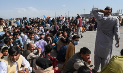 فوضى وإطلاق نار في محيط مطار كابل.. الناتو يقر ببطء الإجلاء والسفارة الأميركية تحذر رعاياها من الاقتراب