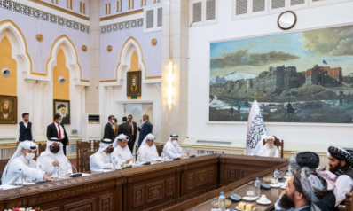 تسيير أول رحلة تجارية وتصريحات إيرانية.. وزير خارجية قطر يجري مباحثات في كابل ووصول مساعدات ومؤتمر بجنيف