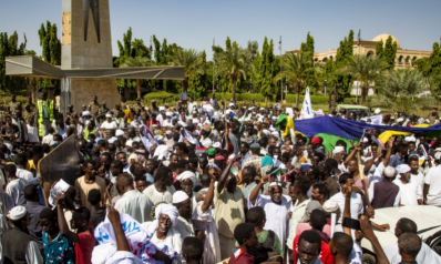 السودان.. استمرار الاعتصام للمطالبة بحل الحكومة واتهامات لقوى سياسية بعرقلة المسار الانتقالي