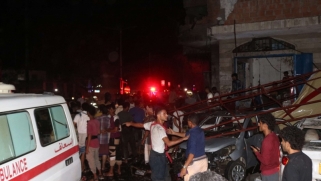 مجزرة مدنيين في تفجير مركبة مفخخة قرب مطار عدن