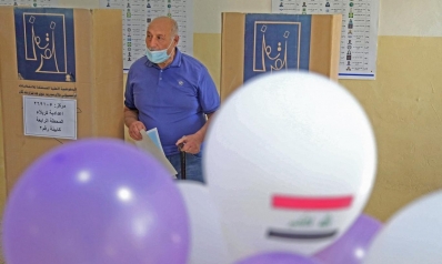 إيران تؤيد حلا “قانونيا وشفافا” لأزمة نتائج الانتخابات العراقية
