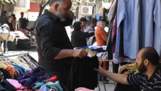 ركود كبير وغلاء فاحش.. أسواق الملابس السورية في مناطق النظام تثقل كاهل المواطنين