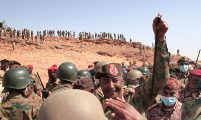واشنطن تعلمت من انقلاب السودان التخلي عن الرمادية مع العسكريين