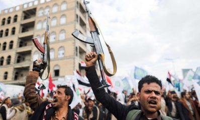 إيران تنقل أسلحة إلى اليمن سرا