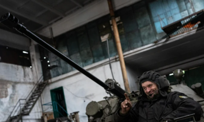جيش أوكرانيا يبدأ باستدعاء الاحتياط ويعلن مقتل جندي بقصف روسي في دونباس