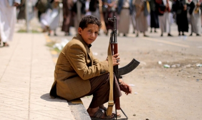 الحوثيون يطوقون صنعاء بالتجنيد الإجباري ومصادرة الممتلكات