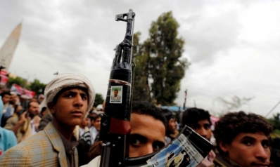 الحوثيون يخوضون حربا من نوع آخر في مناطق سيطرتهم