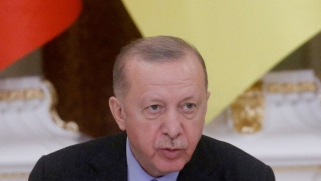 الضغوط الاقتصادية وحلم الرئاسة يقودان أردوغان إلى السعودية