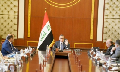 الكاظمي ينتفض على محاولات جر الحكومة إلى مربع التجاذبات في العراق