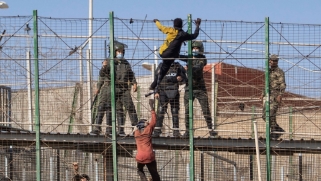 منظمات أفريقية لا تفرّق بين المهاجرين ومافيات الهجرة في المغرب