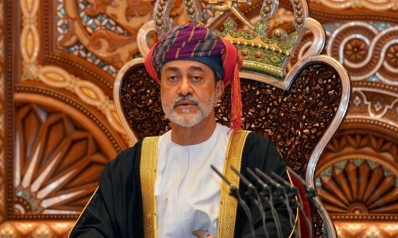 سلطان عمان يصدر ثاني أكبر حزمة من المراسيم تشمل إعادة هيكلة لمفاصل حيوية في السلطنة