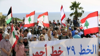 لبنان يقدم “حلا وسطا” بشأن النزاع البحري مع إسرائيل