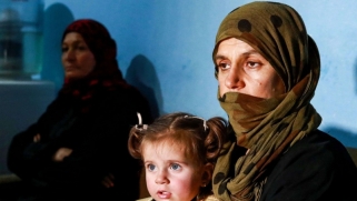 العراق يمنح الناجيات الإيزيديات معاشات شهرية وتعويضات