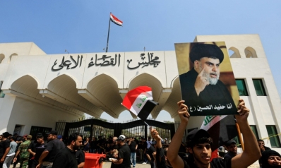 الكاظمي يقطع زيارته لمصر لمواجهة اعتصام الصدريين في بغداد